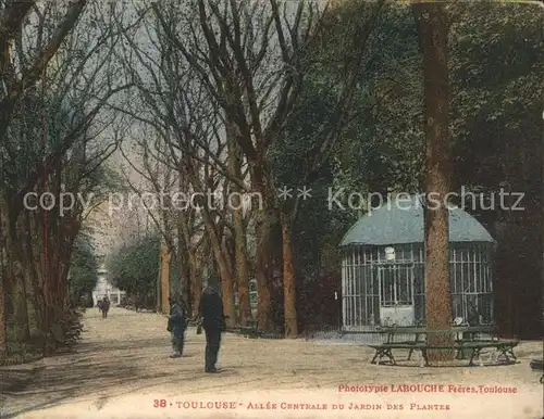 Toulouse Haute Garonne Allee Centrale du Jardin des Plantes Pavillon Kat. Toulouse