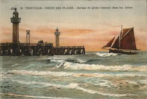 Trouville-sur-Mer Barque de peche rentrant dans les Jetees port Leuchtturm / Trouville-sur-Mer /Arrond. de Lisieux