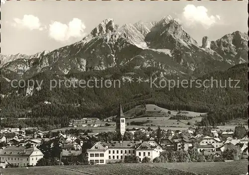 Saalbach Hinterglemm Ortsansicht mit Alpenpanorama Kat. Saalbach Hinterglemm