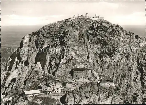 Wendelstein Berg mit Sonnenobservatorium Wendelsteinhotel Sender Fliegeraufnahme Kat. Bayrischzell