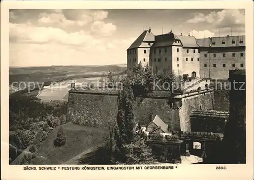Koenigstein Saechsische Schweiz Festung Eingangstor mit Georgenburg Kat. Koenigstein Saechsische Schweiz