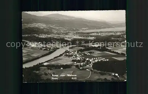 Rosegg Blick zum Woerthersee Fliegeraufnahme Kat. Rosegg