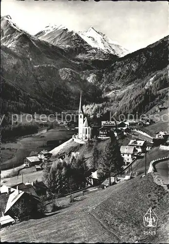 Heiligenblut Kaernten Ortsansicht mit Kirche und Grossglockner Hohe Tauern Kat. Heiligenblut