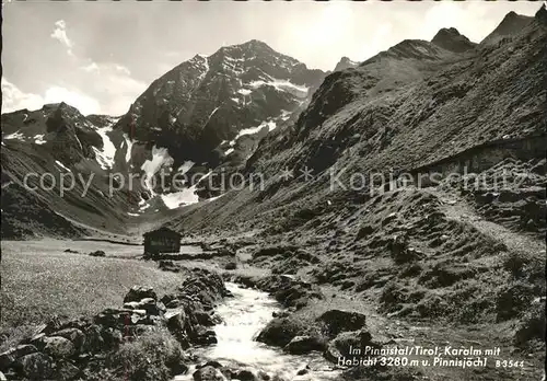 Neustift Stubaital Tirol Karalm im Pinnistal mit Habicht und Pinnisjoechl Stubaier Alpen Kat. Neustift im Stubaital