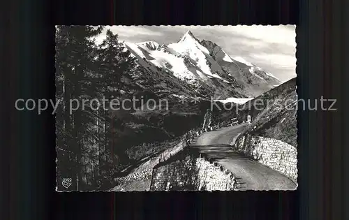 Heiligenblut Kaernten Grossglockner Hochalpenstrasse Hohe Tauern Gebirgspass Kat. Heiligenblut