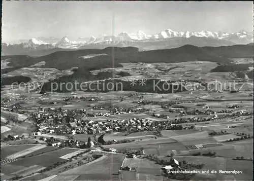 Grosshoechstetten Fliegeraufnahme mit Berneralpen Kat. Grosshoechstetten