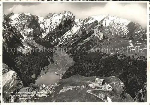 Hoher Kasten mit Saentisersee Kreuzberge Altmann und Saentis Fliegeraufnahme