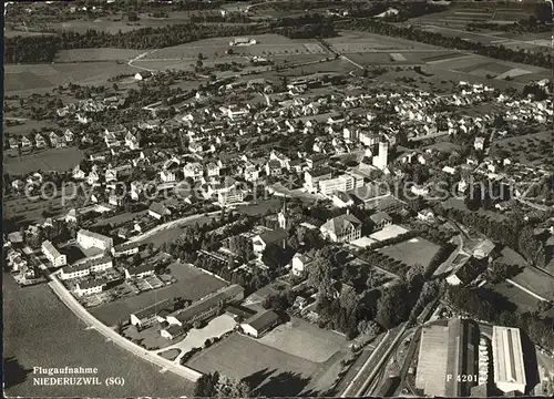 Niederuzwil Fliegeraufnahme Kat. Niederuzwil