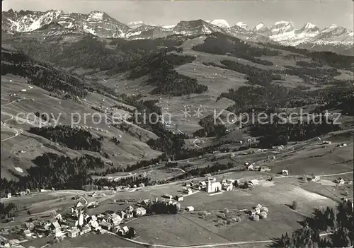 Hemberg SG Fliegeraufnahme mit Churfirsten Appenzeller Alpen / Hemberg /Bz. Toggenburg