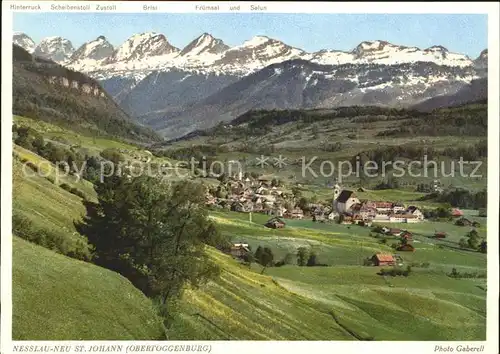 Neu St Johann Ortsblick mit Alpen