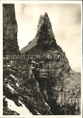 Elm GL Hinteres Zwoelflihorn Glarner Alpen Kat. Elm