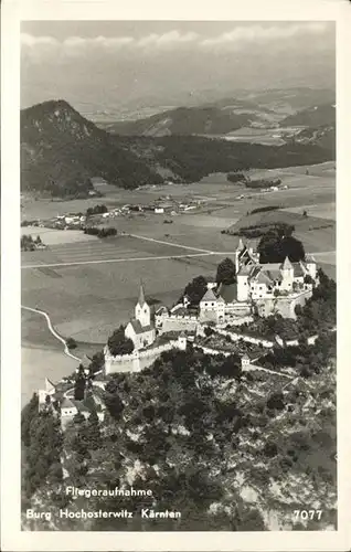 Burg Hochosterwitz Flugaufnahme Schloss Hochosterwitz / St. Georgen am Laengsee /Unterkaernten