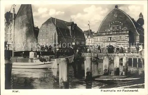 Kiel Fischhalle mit Fischmarkt / Kiel /Kiel Stadtkreis