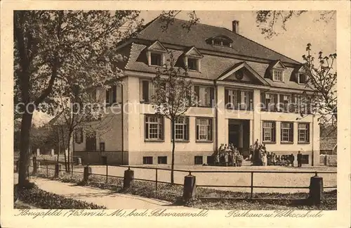 Koenigsfeld Schwarzwald Rathaus Volksschule / Koenigsfeld im Schwarzwald /Schwarzwald-Baar-Kreis LKR