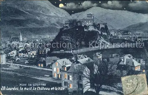 Lourdes Hautes Pyrenees Fort de Lourdes Chateau et la Ville au claire de lune / Lourdes /Arrond. d Argeles-Gazost