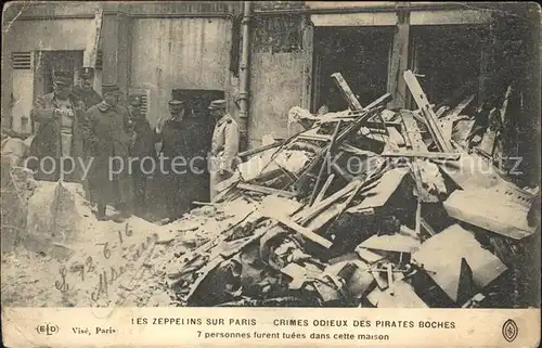 Paris Les Zeppelins sur Paris Crimes Odieux des Pirates Boches Militaire / Paris /Arrond. de Paris