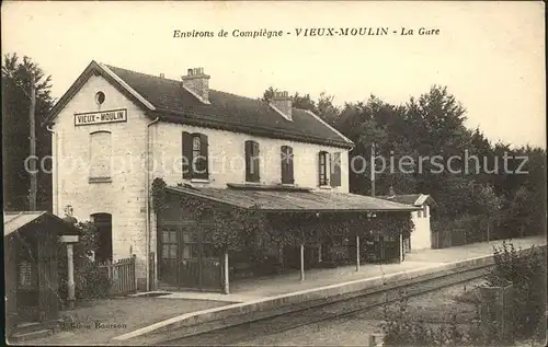 Vieux-Moulin Oise La Gare / Vieux-Moulin /Arrond. de Compiegne