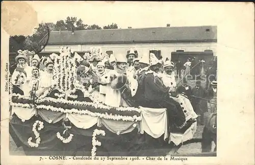 Cosne-Cours-sur-Loire Cavalcade Char de la Musique / Cosne-Cours-sur-Loire /Arrond. de Cosne-Cours-sur-Loire