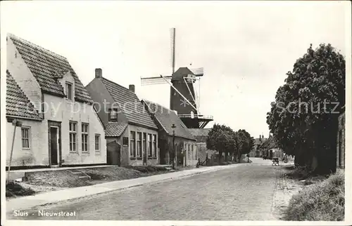 Sluis Netherlands Nieuwstraat Windmuehle / Sluis /