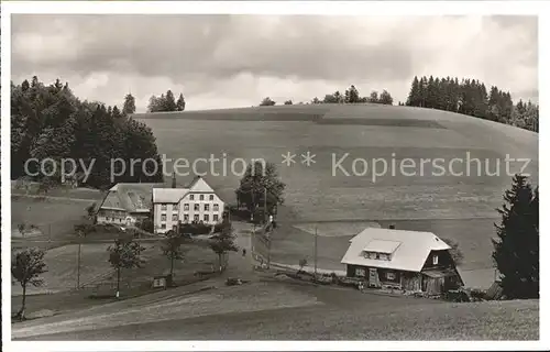 Neuhaeusle Gasthaus Metzgerei zur Sonne / St. Maergen /Breisgau-Hochschwarzwald LKR