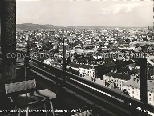 Wien Panoramablick vom Terrassenkaffee Suedturm Kat. Wien