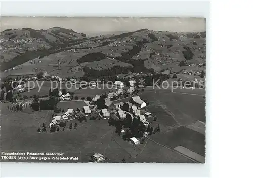 Trogen AR Pestalozzi Kinderdorf Blick gegen Rehetobel Wald Fliegeraufnahme / Trogen /Bz. Mittelland