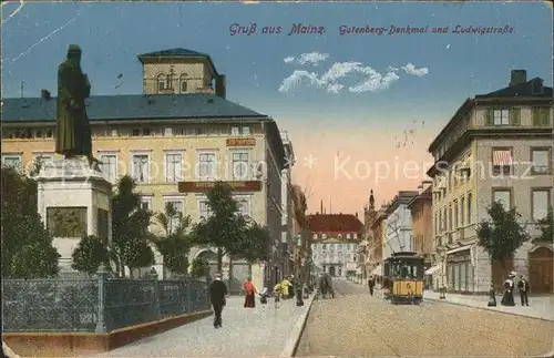 Mainz Rhein Gutenberg Denkmal Ludwigstrasse Strassenbahn / Mainz Rhein /Mainz Stadtkreis