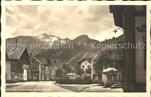 Grassau Chiemgau mit Hochplatte im Achental / Grassau /Traunstein LKR