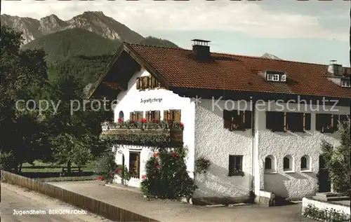 Bergen Chiemgau Jugendherberge mit Hochfelln / Bergen /Traunstein LKR