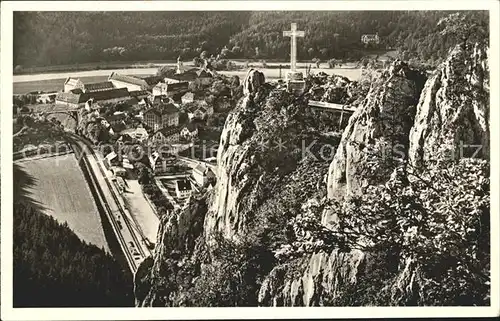 Beuron Donautal mit Petersfelsen Gipfelkreuz Klosteranlage / Beuron /Sigmaringen LKR
