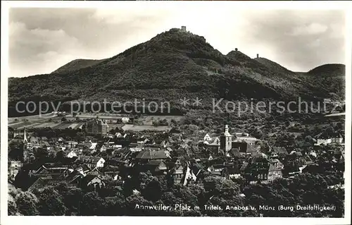 Annweiler Trifels Trifels Anebos und Muenz Burg Dreifaltigkeit / Annweiler am Trifels /Suedliche Weinstrasse LKR