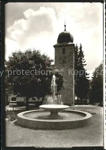 Schluchsee Spatzenbrunnen mit Kirche Kat. Schluchsee