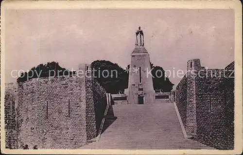 Verdun Meuse Victoire et auy Soldats / Verdun /Arrond. de Verdun