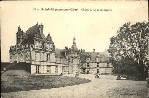 Saint Aignan Loir et Cher Chateau Cour interieure Kat. Saint Aignan