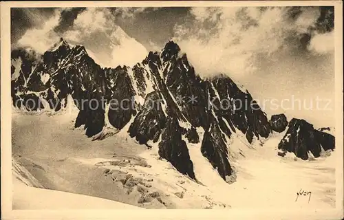 Chamonix Massif du Mont Blanc Glacier du Geant Kat. Chamonix Mont Blanc