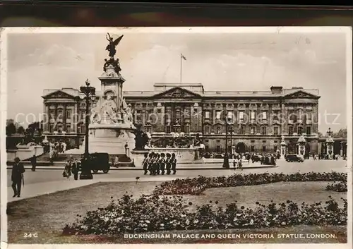London Buckingham Palace and Queen Victoria Statue Kat. City of London