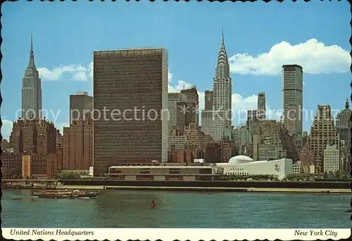 New York City United Nations Headquarters Manhatten Skyline / New York /
