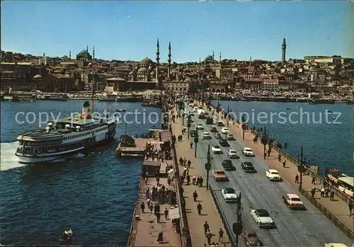 Istanbul Constantinopel Galata Bruecke Neue Moschee Dampfer / Istanbul /
