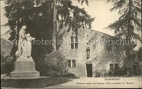 Domremy la Pucelle Vosges Maison natale de Jeanne d Arc Statue de Mercie Kat. Domremy la Pucelle
