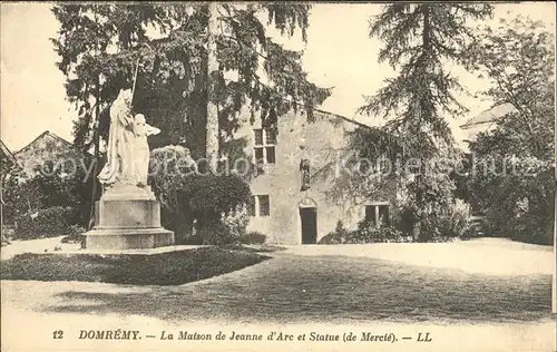 Domremy la Pucelle Vosges Maison de Jeanne d Arc et Statue de Mercie Kat. Domremy la Pucelle