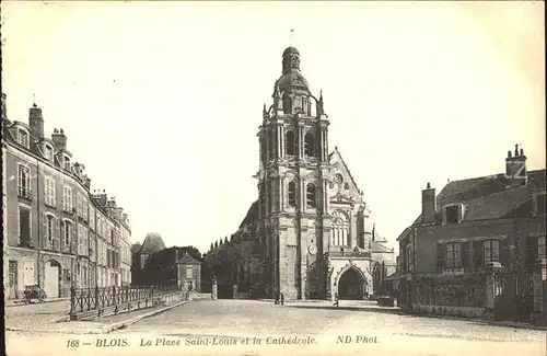 Blois Loir et Cher Place Saint Louis et la Cathedrale Kat. Blois