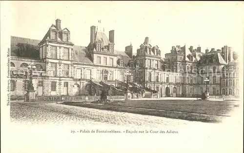 Fontainebleau Seine et Marne Palais Facade sur la Cour des Adieux Kat. Fontainebleau