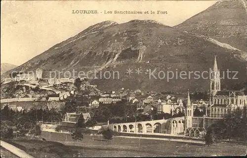 Lourdes Hautes Pyrenees Les Sanctuaires et le Fort Eglise Kat. Lourdes