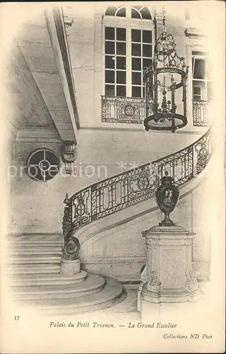 Versailles Yvelines Palais du Petit Trianon Grand Escalier Kat. Versailles