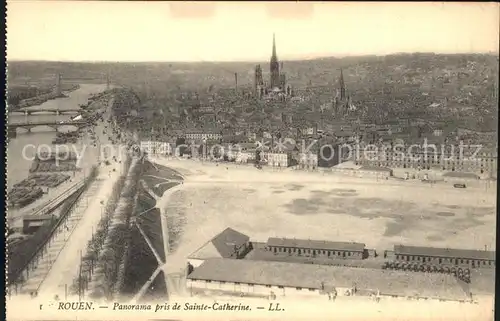 Rouen Panorama pris de Sainte Catherine Kat. Rouen