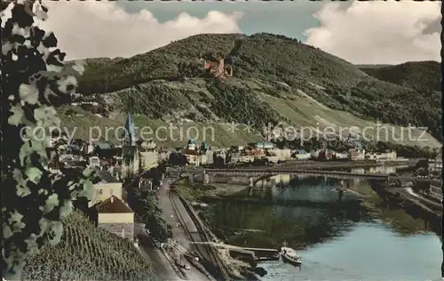 Kues an der Mosel Bruecke Burg Weinberge Kat. Bernkastel Kues