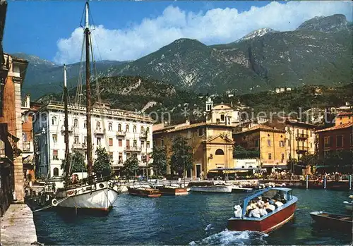 Malcesine Lago di Garda pittoresca piazza del porto malerische Platz am Hafen Kat. Malcesine