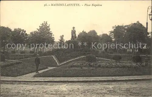 Maisons Laffitte Place Napoleon Monument Kat. Maisons Laffitte