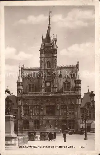 Compiegne Oise Place de l Hotel de Ville Kat. Compiegne