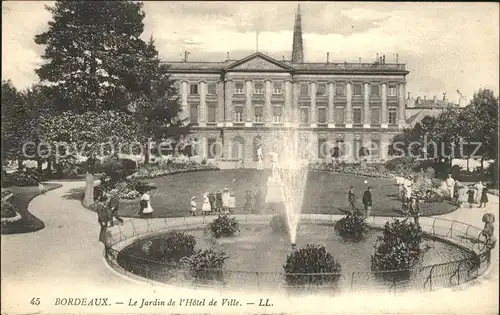 Bordeaux Jardin de l Hotel de Ville Fontaine Kat. Bordeaux